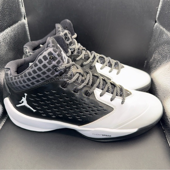 Size 9 - Air Jordan Rising High Black, 768931-025, Very Clean, No Box, Great - Picture 5 of 10